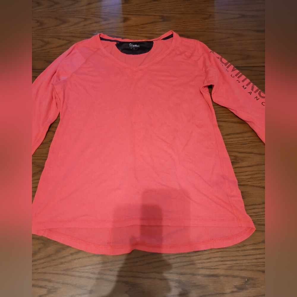 Calvin Klein Performance red long sleeve tee shirt XL